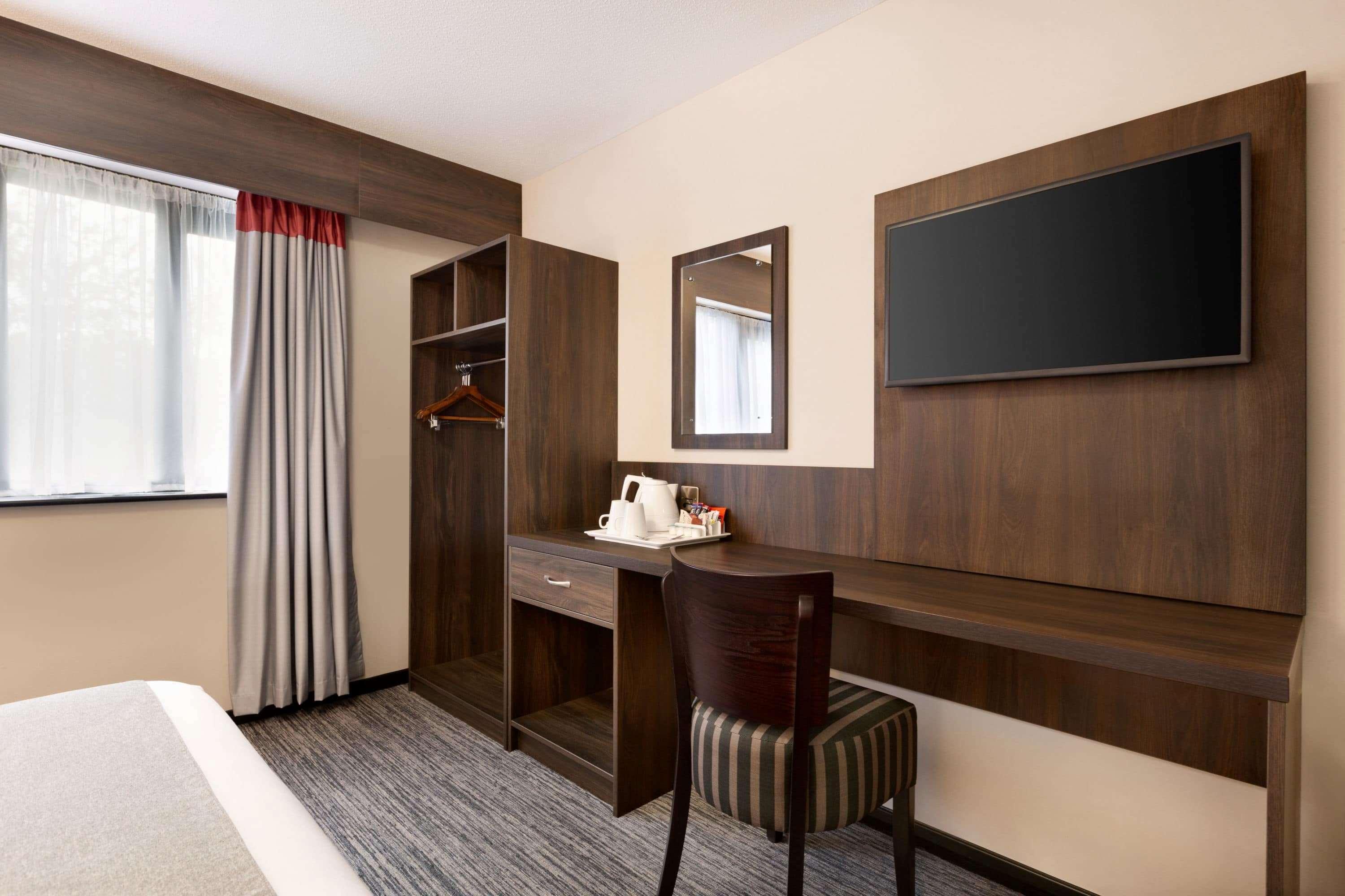 Hotel Ramada Bristol West à Easton in Gordano Extérieur photo