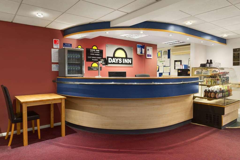 Hotel Ramada Bristol West à Easton in Gordano Intérieur photo