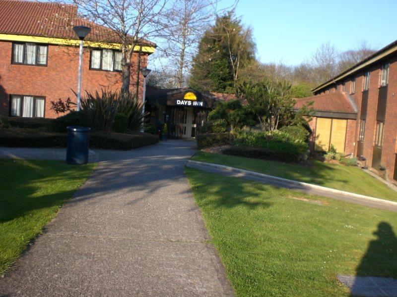 Hotel Ramada Bristol West à Easton in Gordano Extérieur photo